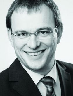 Portrait von Dr. Axel Schweickhardt