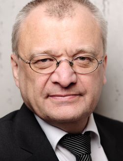 Volker Mahnken Portraitfoto von Volker Mahnken